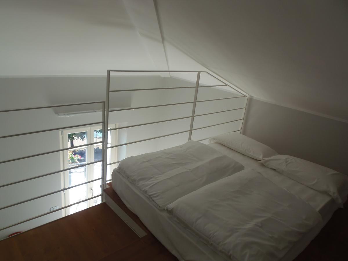 Albergo Dongo Exterior photo