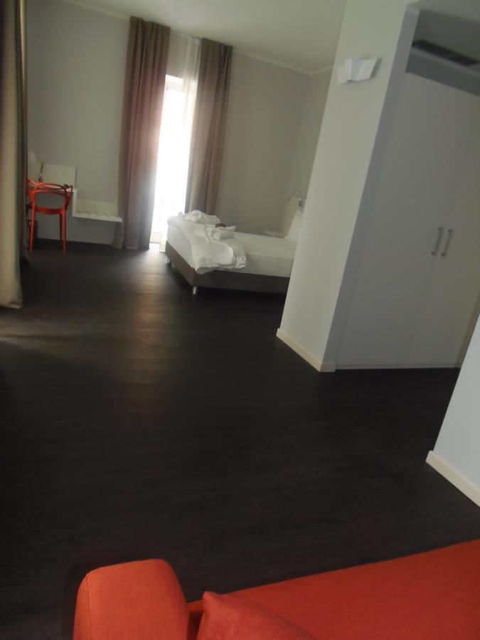 Albergo Dongo Exterior photo
