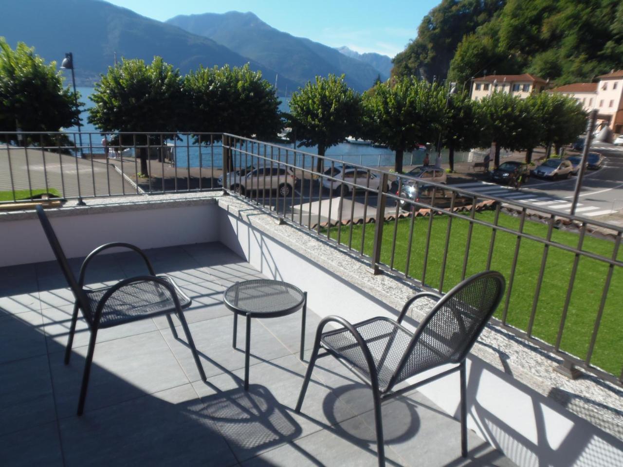 Albergo Dongo Exterior photo